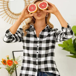 Zanzea collections Long sleeve button down size 10